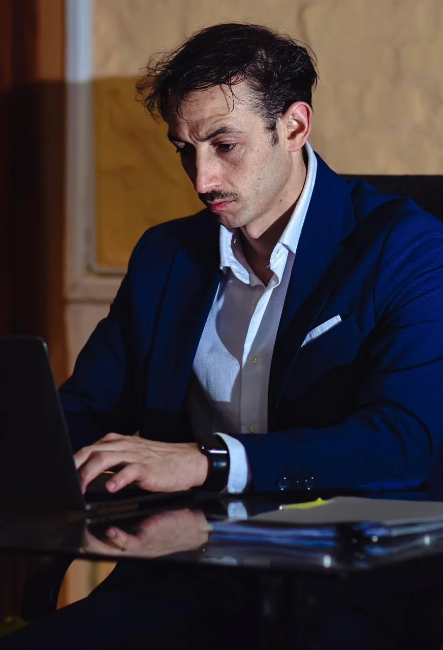 Dr. Alfonso Giménez Robayna