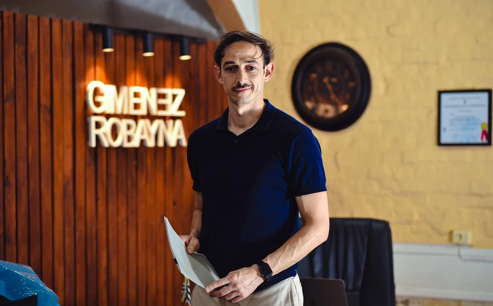 Dr. Giménez Robayna — Consulta jurídica